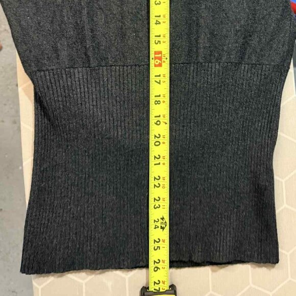 Cable & Gauge Grey Dolman Mid-Length Sleeve Sweater, SIZE SMALL - Picture 10 of 11
